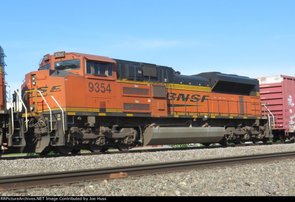 BNSF 9354